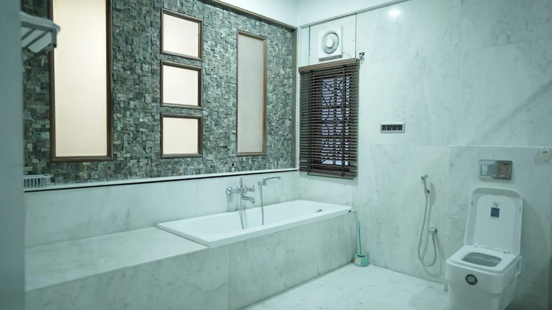 Palamattam Villa Mastersuite Kochi